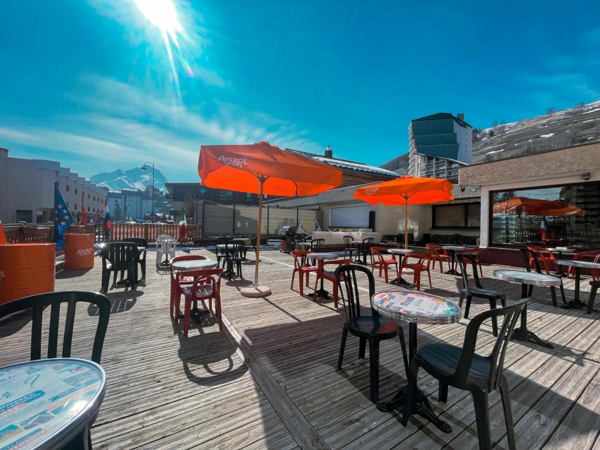 Atmosphere Hotel Les Deux Alpes Exterior photo